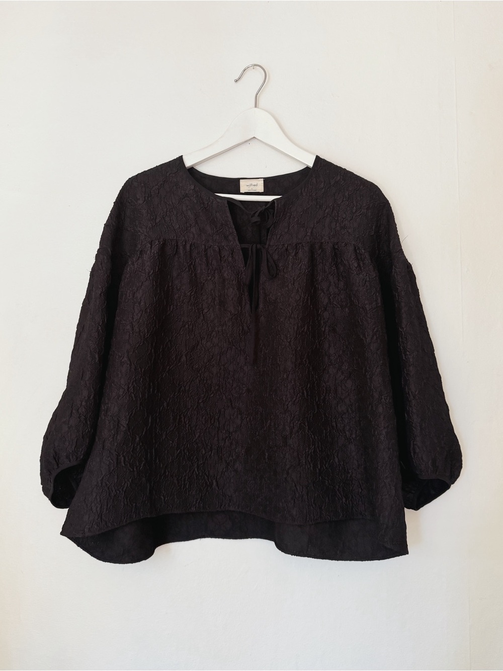 Aritzia Wilfred Playa Blouse in black